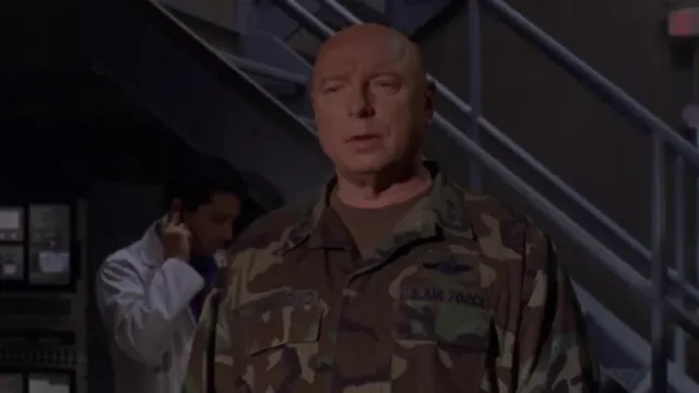 Кадры из сериала Звездные врата: ЗВ-1 (1997)